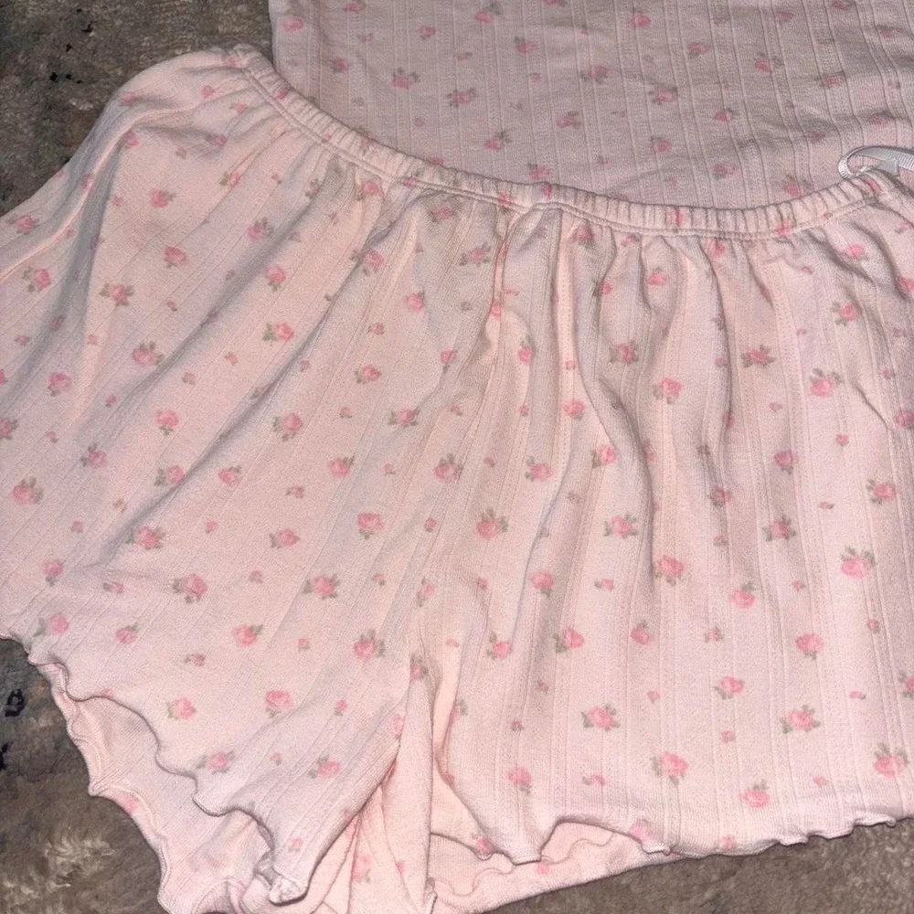 Pink floral lounge / matching pj set from Loveshackfancy in youth XXL